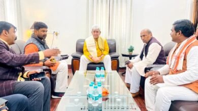 Photo of उपराज्यपाल मनोज सिन्हा से बालकृष्ण त्रिवेदी ने की मुलाकात