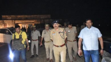 Photo of ₹15000- ₹15000 के, इनामी पशु तस्कर पुलिस मुठभेड़ में घायल