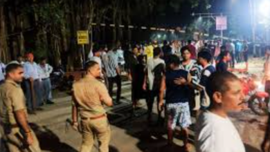 Photo of बीएचयू कैंपस में आधी रात को केक काटने को लेकर हुआ हंगामा, छात्रों में पत्थरबाजी और मारपीट