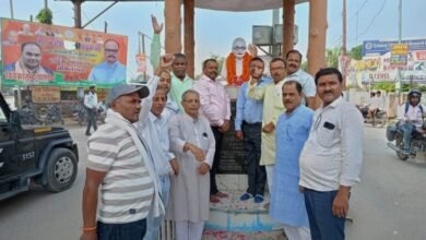 Photo of *संपूर्ण क्रांति के पुरोधा जयप्रकाश नारायण की जयंती मनाई गाज़ीपुर कायस्थ महासभा ने**