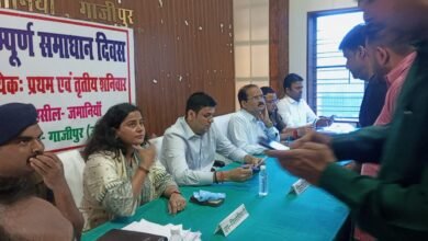 Photo of डीएम की अध्यक्षता में तहसील जमानिया में संपूर्ण समाधान दिवस संपन्न* *55शिकायती पत्रों में मौके पर 6का निस्तारण*