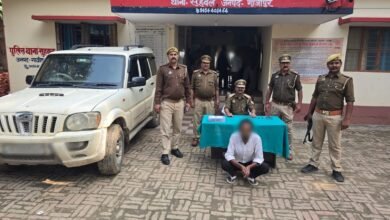 Photo of थाना सुहवल पुलिस ने 01 नफर अभियुक्त को 01 अदद तमंचा .315 बोर , 01 अदद जिन्दा कारतूस व एक सफेद कलर की स्कार्पियो के साथ किया गिरफ्तार ।*