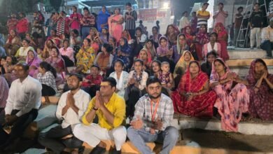 Photo of चीत नाथ घाट पर मोक्षदायिनी मां गंगे की भव्य आरती**