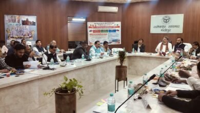 Photo of *विद्युत बिल राहत योजना 2025*2026 के प्रचार प्रसार हेतु सीडीओ की अध्यक्षता में सांसद सहित जनप्रतिनिधियों की बैठक संपन्न*