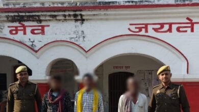 Photo of थाना दिलदारनगर पुलिस ने 3 वारण्टियों को किया गिरफ्तार ।*