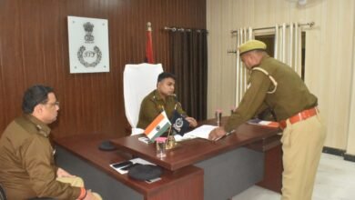 Photo of गाज़ीपुर। पुलिस अधीक्षक ने पुलिस लाइन गाजीपुर में ली परेड की सलामी*
