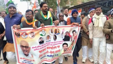 Photo of भाजपा की घबराहट साफ़ दिखी, गाजीपुर में कांग्रेस नेताओं को हाउस अरेस्ट कर लोकतंत्र का खुला अपहरण*