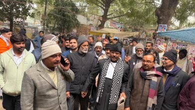 Photo of ग़ाज़ीपुर सिविल बार संघ चुनाव **वरिष्ठ अधिवक्ता* *सुरेश चंद्र श्रीवास्तव ने अध्यक्ष* *पद हेतु किया नामांकन दाखिल**