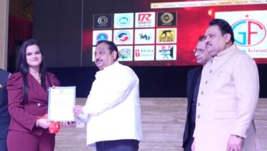 Photo of काशी की बेटी अंतरराष्ट्रीय खिलाडी खुशी सिंह “UPAA अवार्ड 2025” से सम्मानित*।