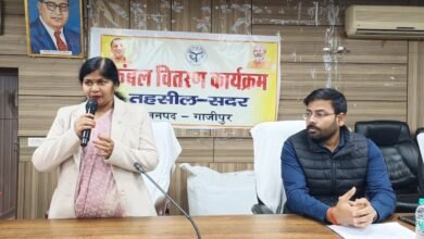 Photo of सांसद डॉक्टर संगीता  बलवंत ने जरूरतमंदों को वितरित किया कंबल