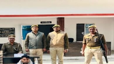 Photo of *बरेसर पुलिस की बड़ी कार्रवाई, तमंचा व कारतूस के साथ शातिर अभियुक्त गिरफ्तार, एक बाल अपचारी अभिरक्षा में*…