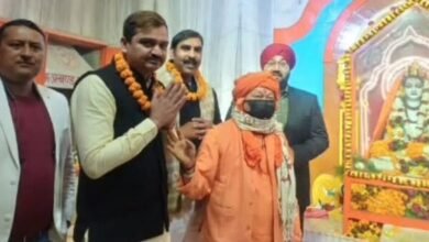 Photo of *गाजीपुर: मकर संक्रांति के पर्व पर एमएलसी चंचल ने किया महायोगी गुरु गोरक्षनाथ जी का दर्शन*