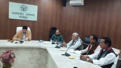 Photo of समाजवादी पार्टी के प्रतिनिधिमंडल ने अवैध रूप से नाम काटे जाने के संबंध में निर्वाचन अधिकारी को दिया ज्ञापन**