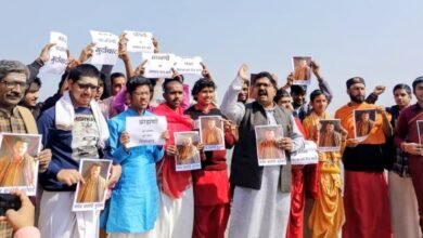 Photo of घूसखोर पंडित फ़िल्म का विप्र समाज ने किया विरोध*।