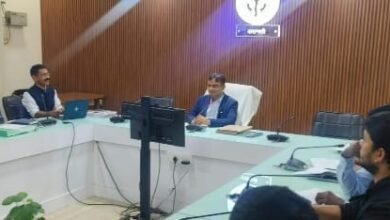 Photo of वाराणसी के जिलाधिकारी ने मुख्यमंत्री डैशबोर्ड एवं निर्माण कार्यों की प्रगति की समीक्षा*