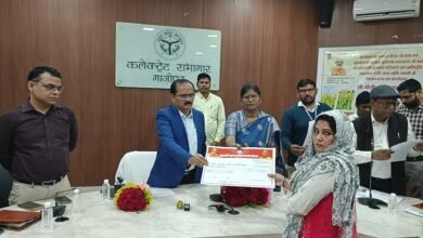 Photo of प्रधान मंत्री फसल बीमा योजना एवं मुख्यमंत्री कृषक दुर्घटना कल्याण योजना अंतर्गत प्रदेश के किसानों के बैंक खाते मे 285करोड़ की धनराशि भेजी गई