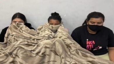Photo of गेस्ट हाउस मे चल रहे देह व्यापार का पुलिस ने किया भंडाफोड़