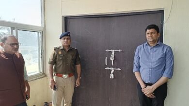 Photo of डीएम एसपी ने किया EVM गोदाम का मासिक निरीक्षण**