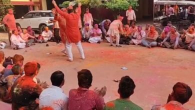 Photo of जोगिजी वाह…जोगिजी., धीरे धीरे*…. *फाल्गुन के रसधार में डूबी लहुरी काशी*