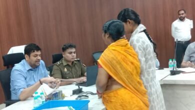Photo of *जिलाधिकारी अविनाश कुमार की अध्यक्षता में  समस्याओं के त्वरित समाधान हेतु ग़ाज़ीपुर तहसील में संपूर्ण समाधान दिवस संपन्न,224 शिकायती पत्रों में मौके पर 29 का निस्तारण**