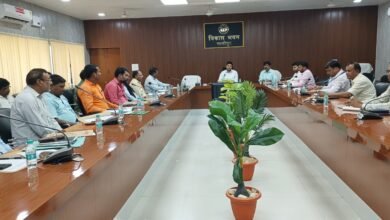 Photo of जिलाधिकारी अविनाश कुमार की अध्यक्षता में जिला खेल विकास एवं प्रोत्साहन समिति की बैठक संपन्न*           