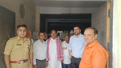 Photo of *सभी राजनीतिक दलों के प्रतिनिधियों के साथ जिलाधिकारी एवं पुलिस अधीक्षक, सहायक आयुक्त सहायक निबंधक गाज़ीपुरने कियाEVM गोदाम का निरीक्षण*              