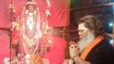 Photo of वाराणसी के हरिश्चंद्र घाट पर मां भद्र काली का पूजन एवं भंडारा*।