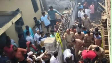 Photo of दिलदारनगर बाजार चूड़ी वाली मे 35वर्षीय अंकित मिश्रा भयानक आग मे जलकर दर्दनाक मौत लाखों की संपत्ति जलकर राख*।