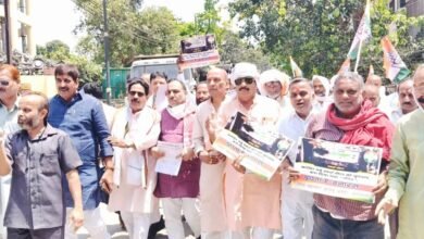 Photo of स्मार्ट व प्रीपैड मीटर को लेकर कांग्रेस का अभियंता कार्यालय पर प्रदर्शन*