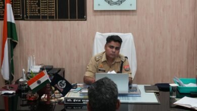 Photo of **जनता की जन समस्याओं की सुनवाई करते पुलिस अधीक्षक डॉ ईरज राजा*