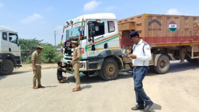 Photo of अपर पुलिस महानिदेशक यातायात के निर्देश पर बिरनो टोल प्लाजा पर पुलिस के चेकिंग अभियान में 462वाहनों का चालान ,792000 जुर्माना*।