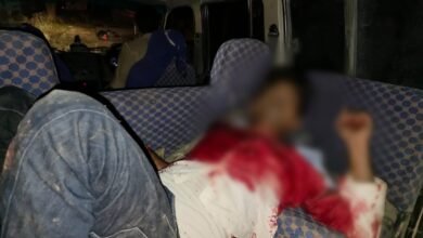 Photo of *🔹स्वाट टीम थाना कोतवाली व थाना करंडा पुलिस की संयुक्त टीम द्वारा कोतवाली थाना क्षेत्र में होटल कारोबारी के पुत्र की हत्या के मामले में ₹100000 इनामिया वांछित अभियुक्त पुलिस मुठभेड़ में घायल/मृत। जिसके कब्जे से 02 अदद अवैध पिस्टल .32 बोर, 04अदद खोखा कारतूस .32 बोर व 01 अदद मोटरसाइकिल बरामद ।🔹* 