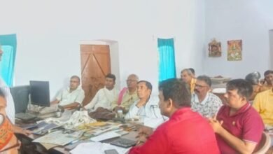 Photo of ग्रामीण पत्रकार एसोसिएशन गाजीपुर के कार्यकारिणी में विद्रोह, पदाधिकारी व छह तहसीलों के अध्यक्षों ने दिया इस्तीफा, नए संगठन की ली सदस्यता