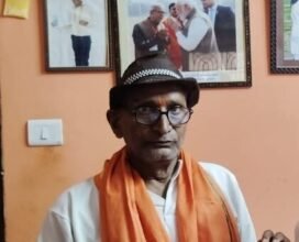 Photo of मुर्धन विद्वान एवं कवि डॉक्टर सुखमंगल सिंह की असीम प्रतिभा को शुभकामनाओं के माध्यम से उकेरती विद्वतजनों की लेखनी*