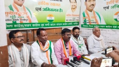 Photo of NEET पेपर लीक पर गाजीपुर में कांग्रेस का हल्लाबोल, जिलाध्यक्ष सुनील राम बोले- “12 छात्रों की मौत नहीं, एक तरह की हत्या है”, शिक्षा मंत्री का मांगा इस्तीफा*