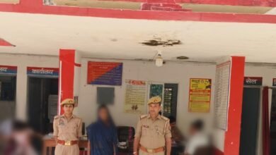 Photo of कोतवाली भुड़कुड़ा पुलिस ने खुद की पुत्री को जहर देकर हत्या करने वाली एक अभियुक्ता को किया गिरफ्तार।*