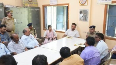 Photo of टेट की परीक्षा नकल विहीन संपन्न कराने हेतु अपर जिलाधिकारी वित्त ने केंद्र व्यवस्थापकों /स्टैटिक मजिस्ट्रेट संग की बैठक**