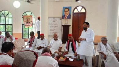 Photo of समाजवादी पार्टी कार्यालय पर पार्टी की मासिक बैठक अध्यक्ष गोपाल यादव की अध्यक्षता में संपन्न*