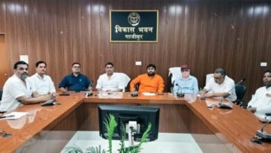 Photo of गाजीपुर: अधिकारीगण कर्मचारियों को अमर्यादित करना छोड़ दें- दुर्गेश*