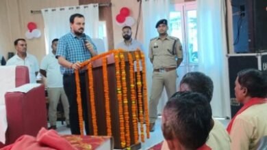 Photo of *गाज़ीपुर पुलिस लाइन में ग्राम प्रहरियों  के सम्मान लाइव प्रसारण**
