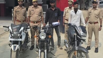 Photo of देसी कट्टा, तीन मोटरसाइकिल सहित, दो अपराधी गिरफ्तार किया दिलदारनगर पुलिस ने*