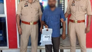 Photo of थाना खानपुर पुलिस टीम ने ढाई लाख के कीमत की670 ग्राम चरस पदार्थ के साथ 01 अभियुक्त को किया गिरफ्तार।* 